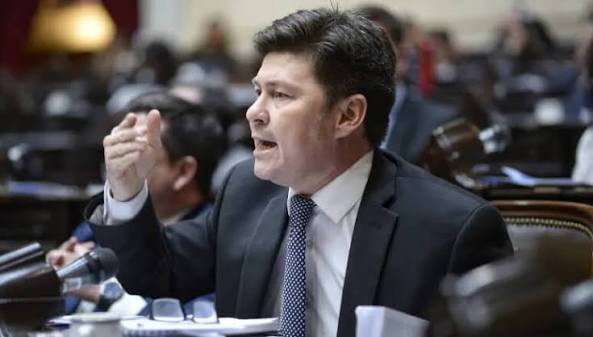 Lisandro Almirón defendió el Súper RIGI y afirmó que atraerá inversiones